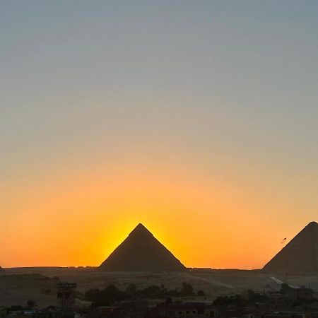 Topaz Pyramids View Inn Kafrat al Jabal Bagian luar foto