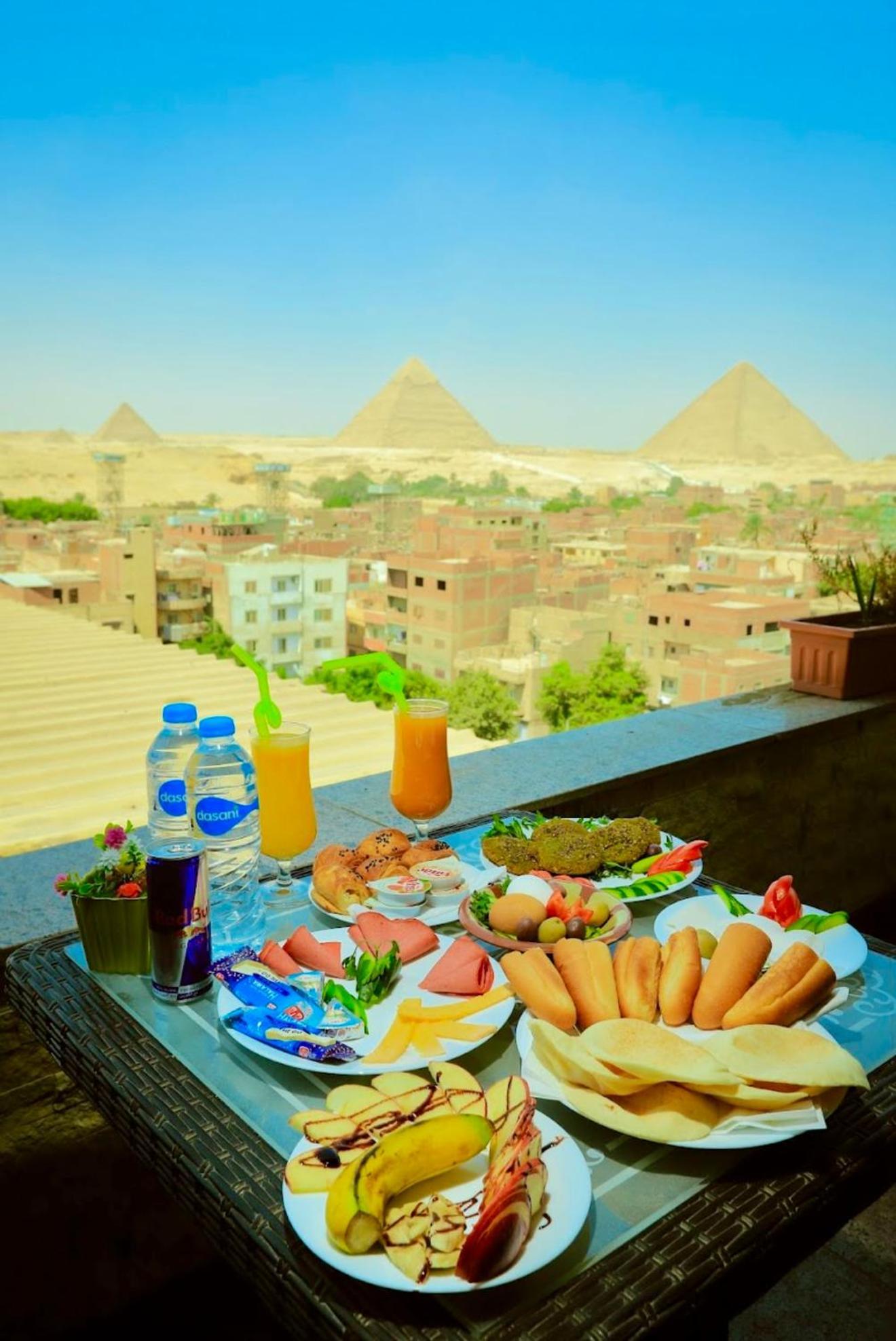 Topaz Pyramids View Inn Kafrat al Jabal Bagian luar foto