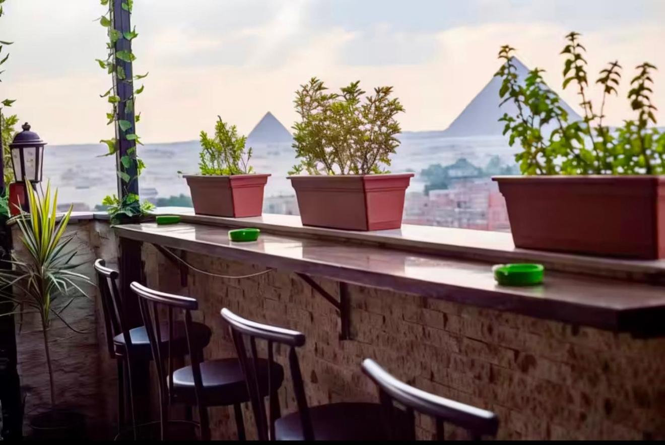 Topaz Pyramids View Inn Kafrat al Jabal Bagian luar foto