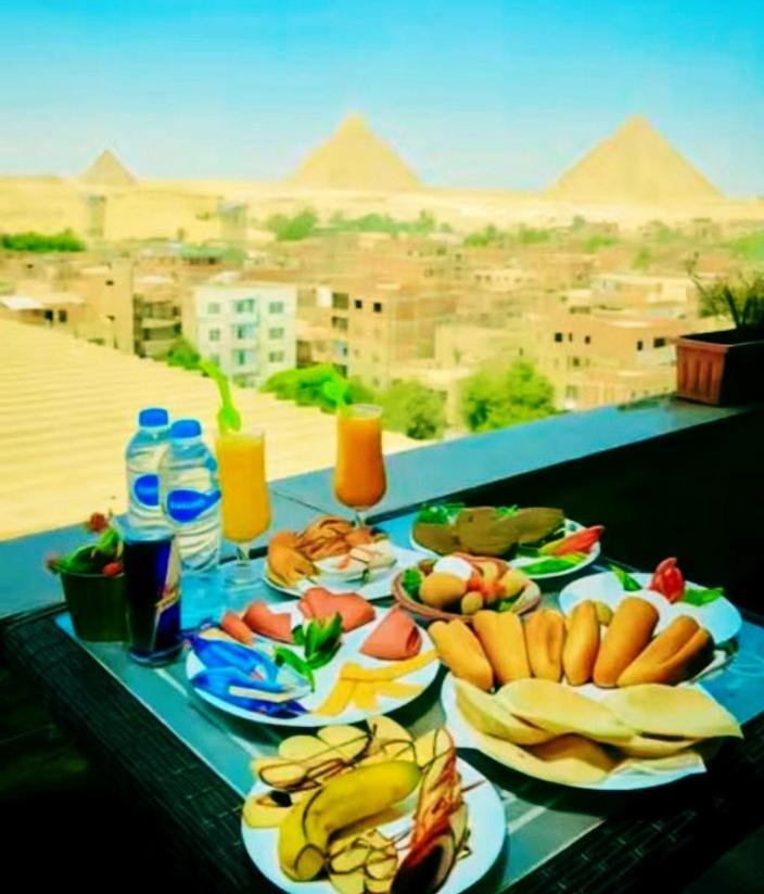 Topaz Pyramids View Inn Kafrat al Jabal Bagian luar foto